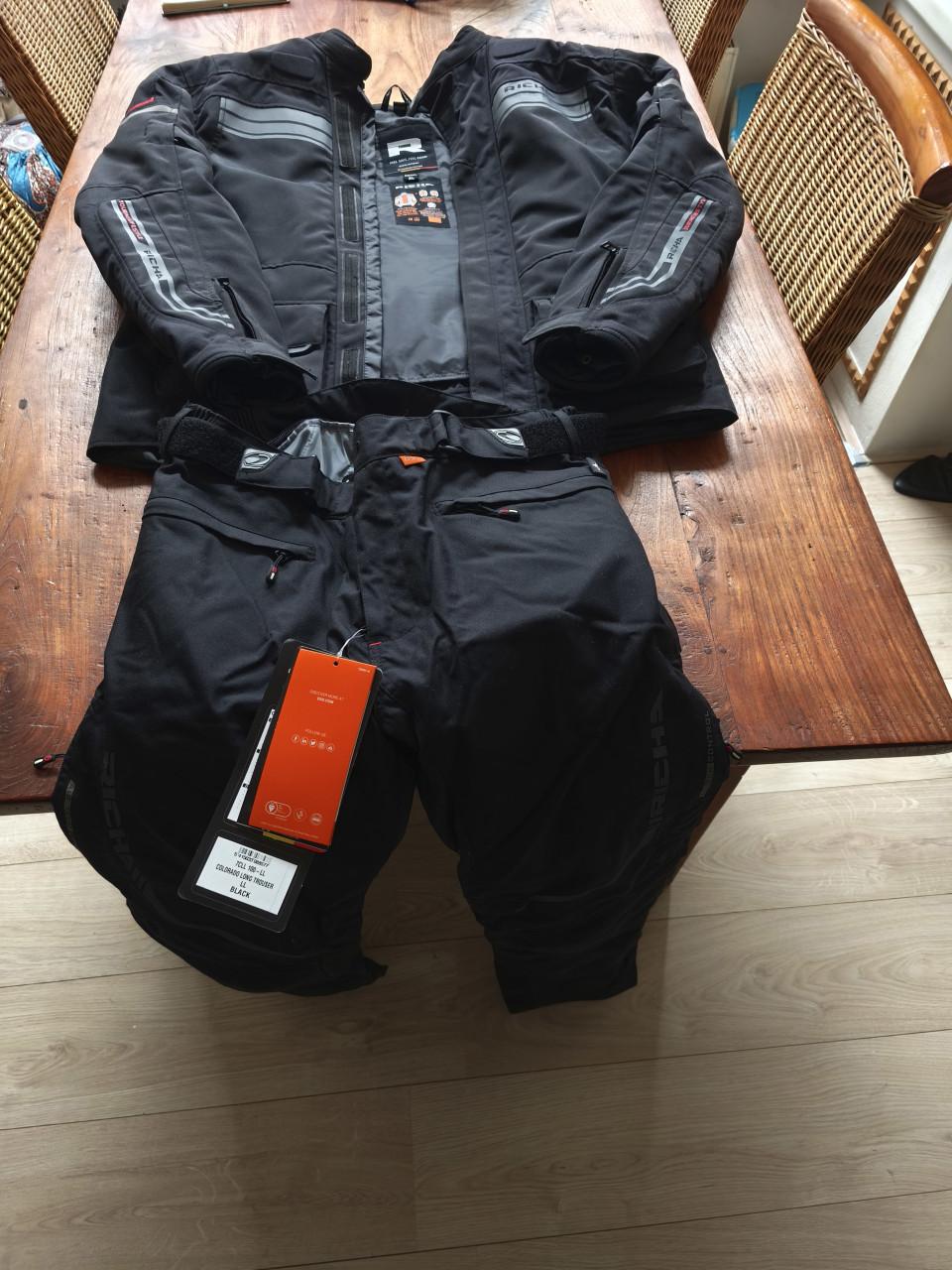 Te koop aangeboden Richa 2 delig Motorpak (heren)