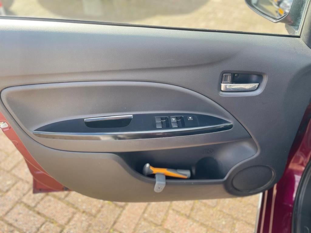 Mitsubishi Space Star 1.2 connect pro automaat