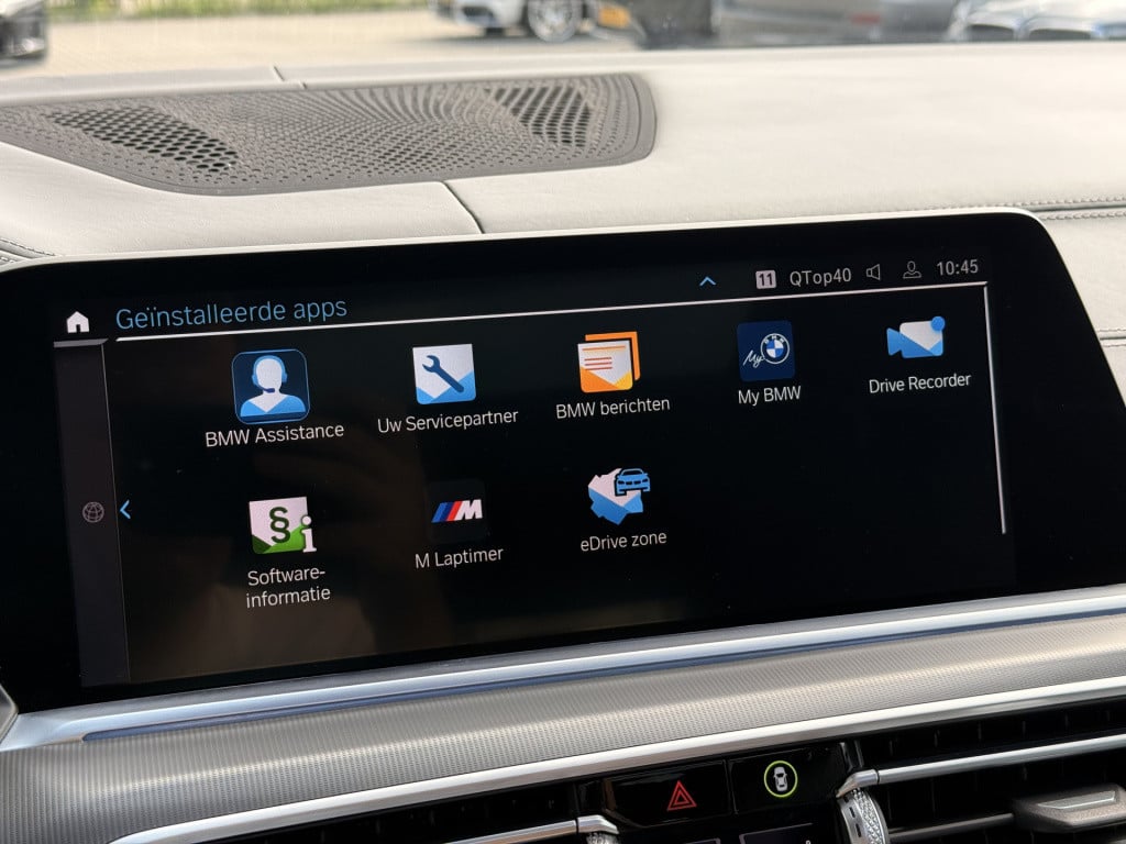 BMW X5 xdrive45e high executive | pano | sky lounge | stoelventilatie | luc