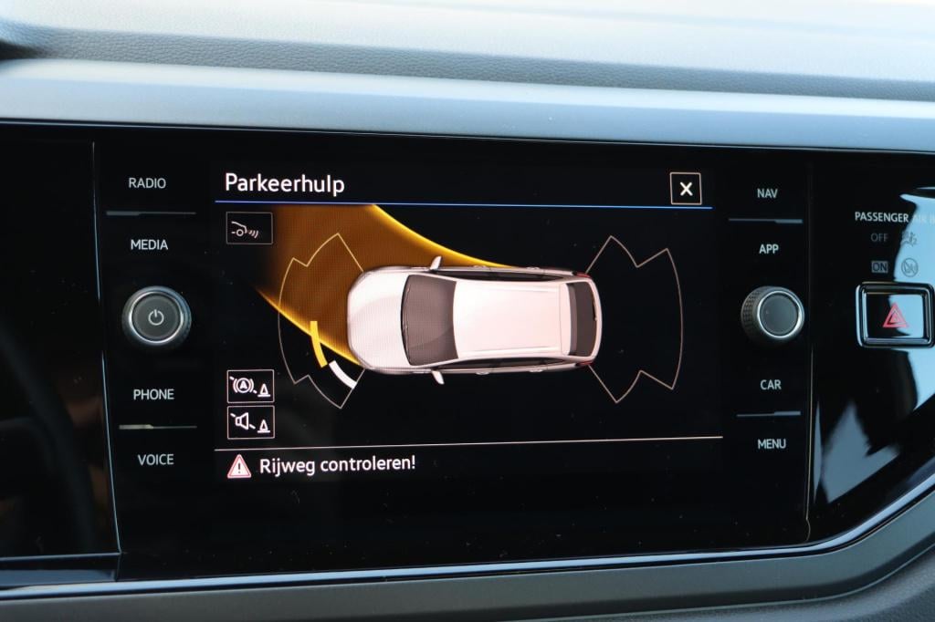 Volkswagen Taigo 1.0 tsi r-line 110pk dsg7 | carplay | adaptive | camera