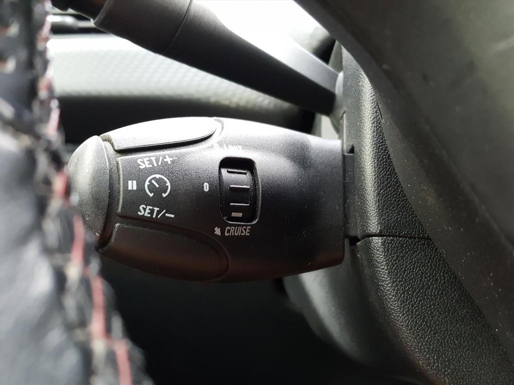 Peugeot 208 gt-line 1.2-110pk 5d vol-automaat(eat6) navigatie | trekhaak | 