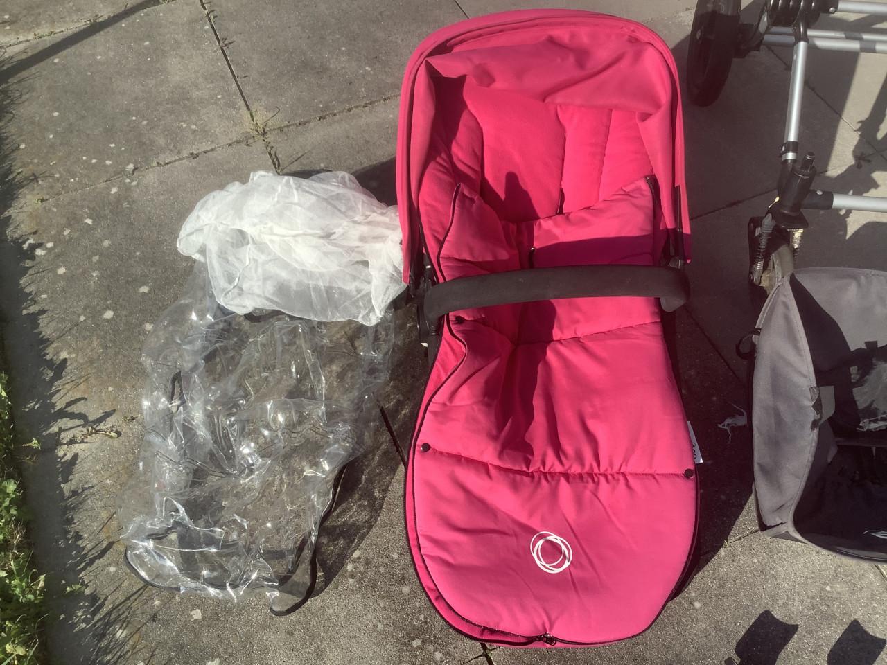 Bugaboo Cameleon Combiwagen - roze/zwart