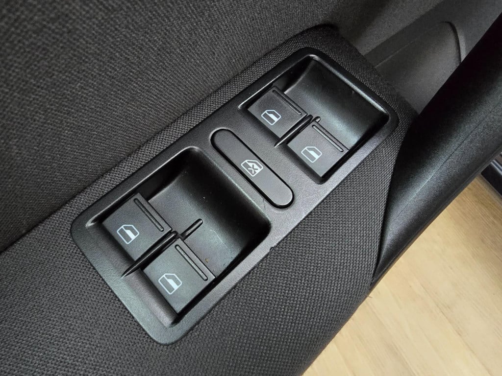 Volkswagen Polo occasion 1.2 tsi bluemotion edition met sportvelgen en 5 de