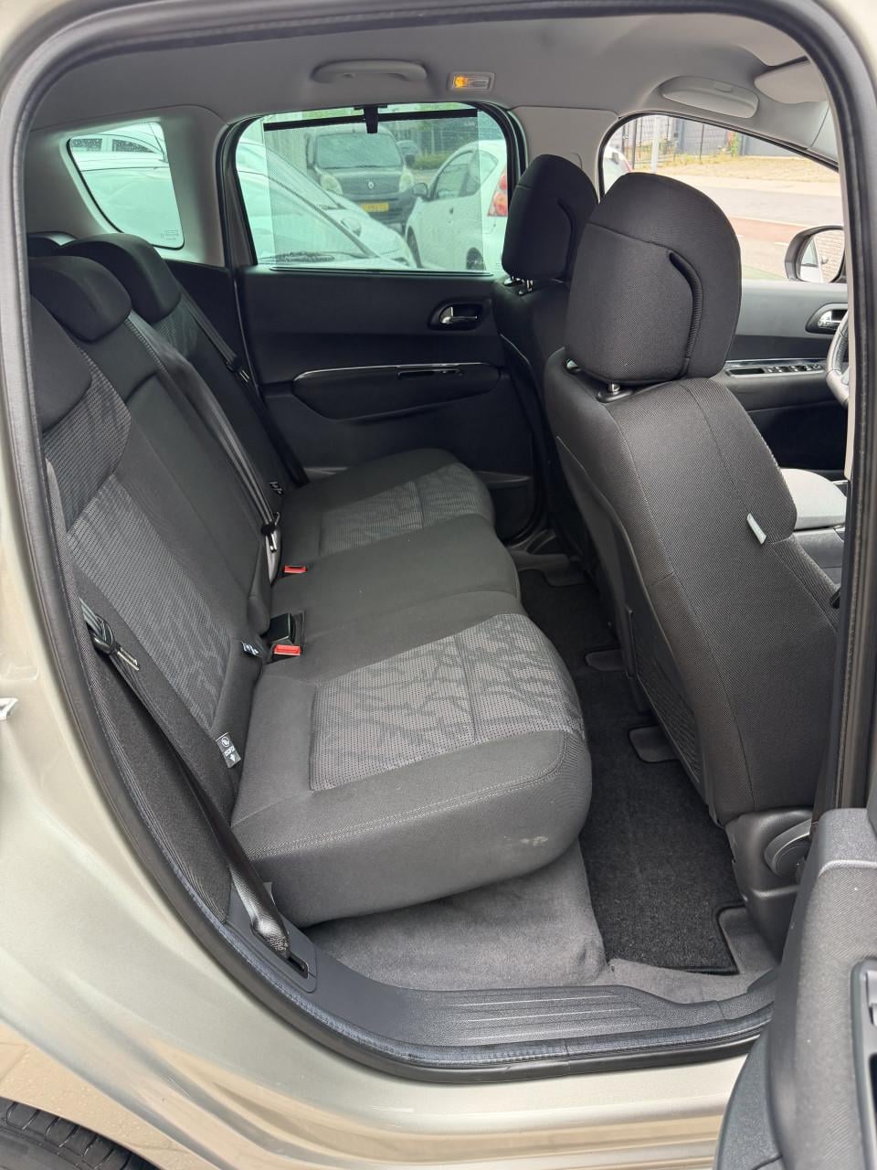Peugeot 3008 automaat bouwjaar 2010