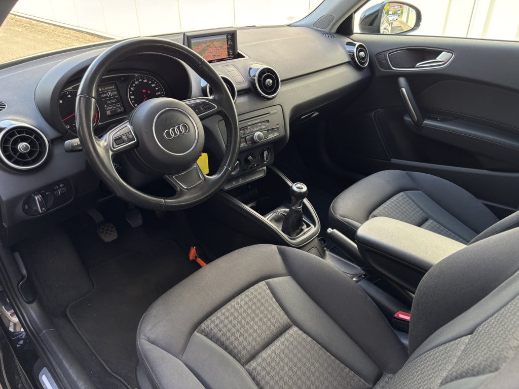 Audi A1 1.2 tfsi connect