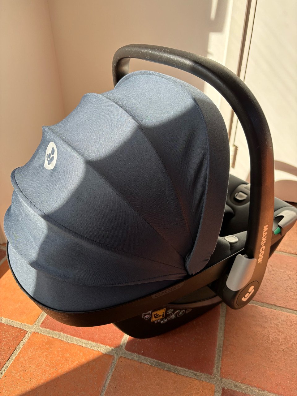 MaxiCosi Pebble 360 + FamilyFix Base 360 Isofix