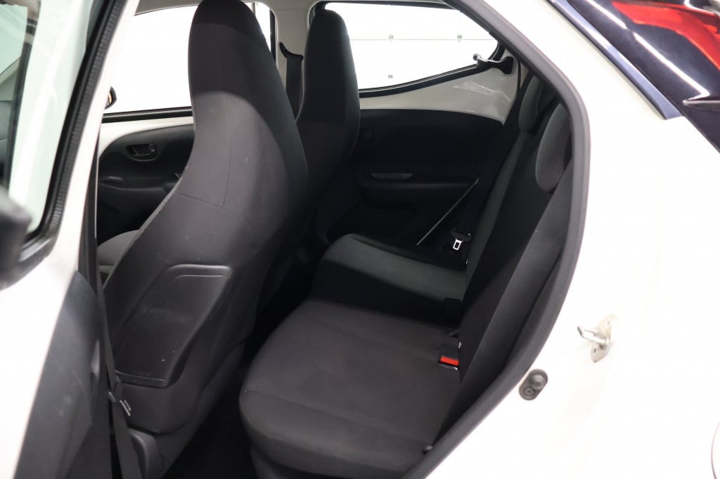 Toyota Aygo 1.0 vvt-i x-fun