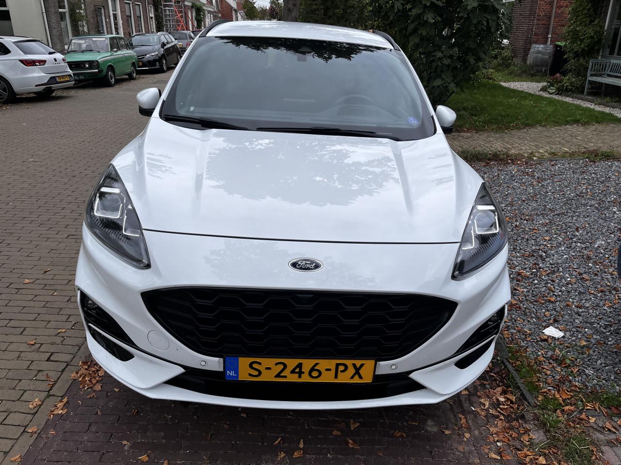 Ford Kuga 2.5 PHEV ST_X line