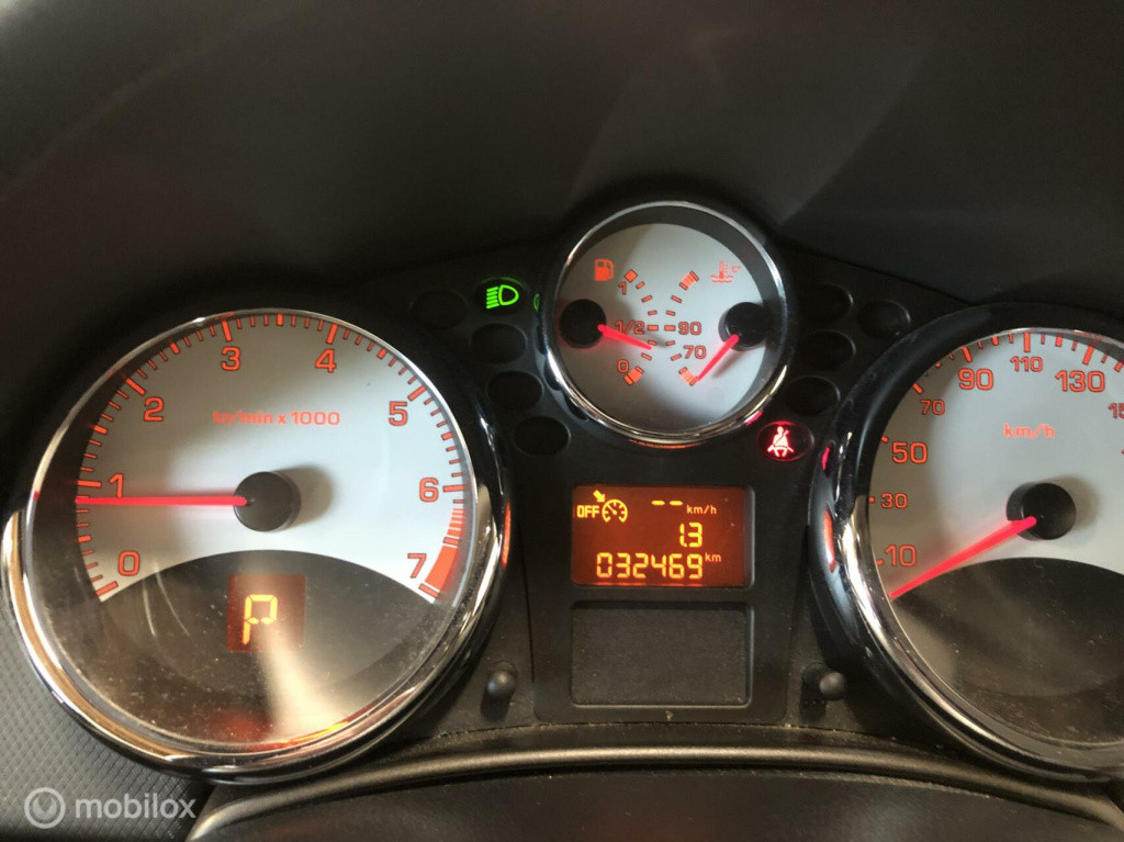 Peugeot 207 1.6 vti xs
