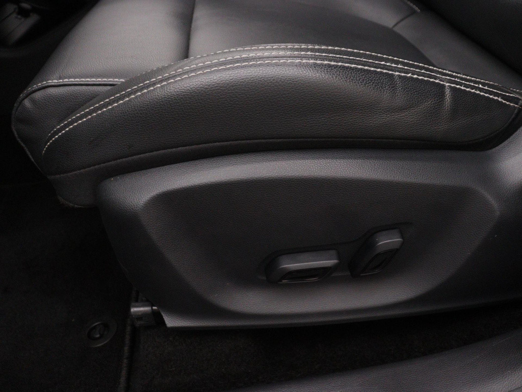 MG Zs-ev luxury 45 kwh | wltp 263km | panorama/schuif-kantel dak | dab | na