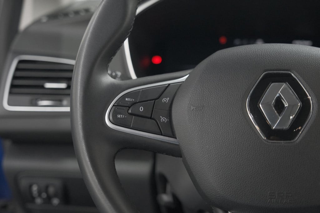 Renault Megane tce 140 edc techno | trekhaak | camera | navigatie | 9.3 inc