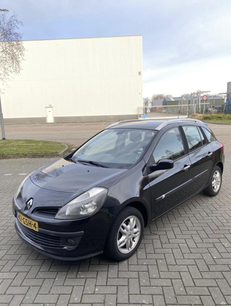 Renault Clio 1.2 TCE 100 Estate 2008 Zwart | 124.448 KM NAP | NIEUWE APK!
