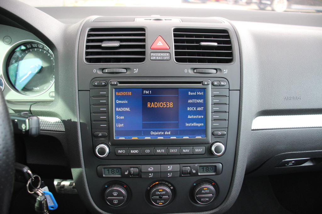 Volkswagen Golf 3.2 r32 | navi | xenon | dsg | 250pk | youngtimer