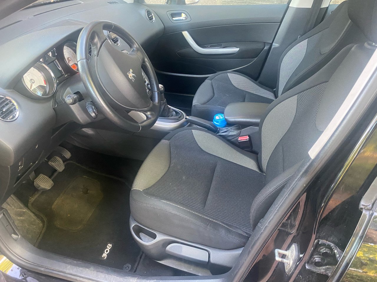 Peuqeote 308
