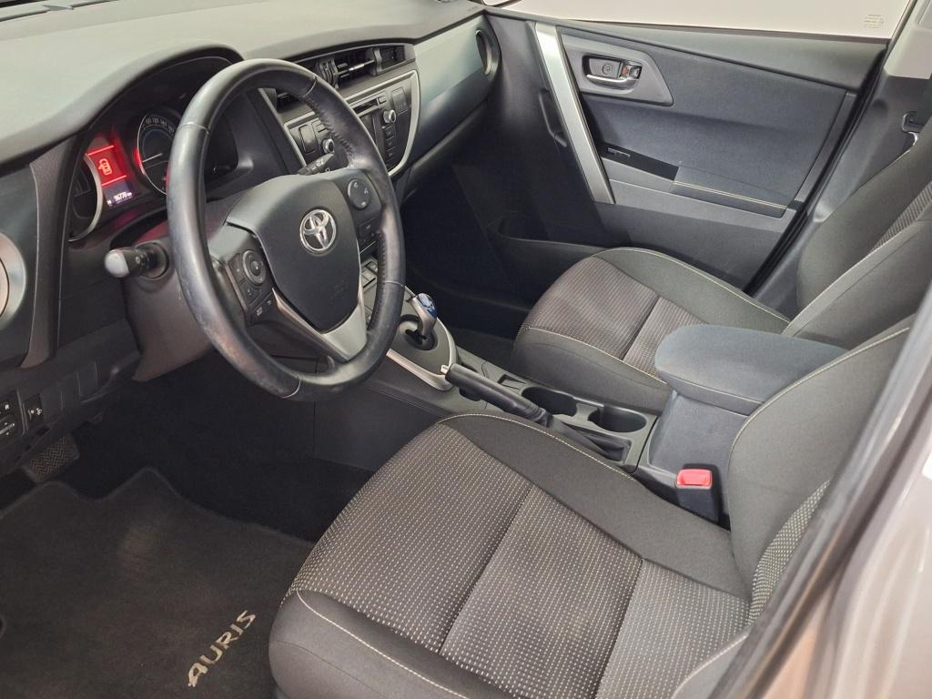 Toyota Auris 1.8 hybrid aspiration|verkocht