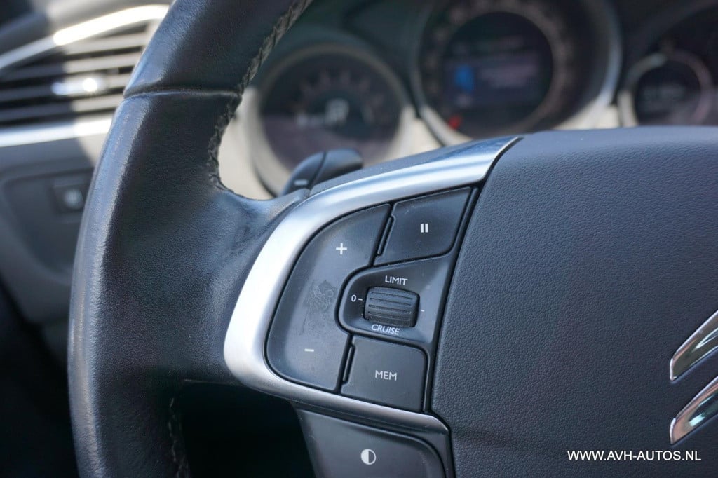 Citroen C4 1.6 thp exclusive egs automaat