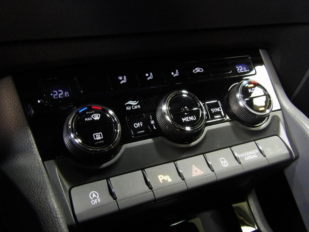 Skoda Karoq 1.5 tsi act greentech 150pk dsg-7 sportline