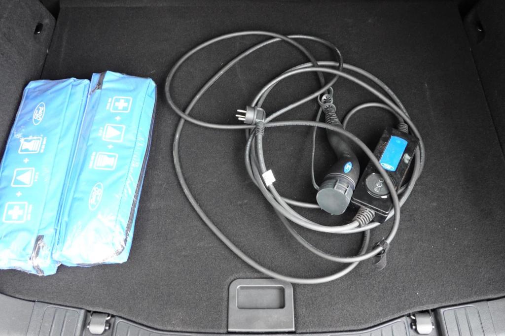 Ford Kuga 2.5 phev st-line x