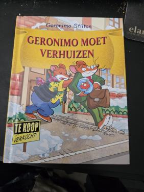 Kinderboek "Geronimo moet verhuizen" uit de bekende Geronimo Stilton-reeks