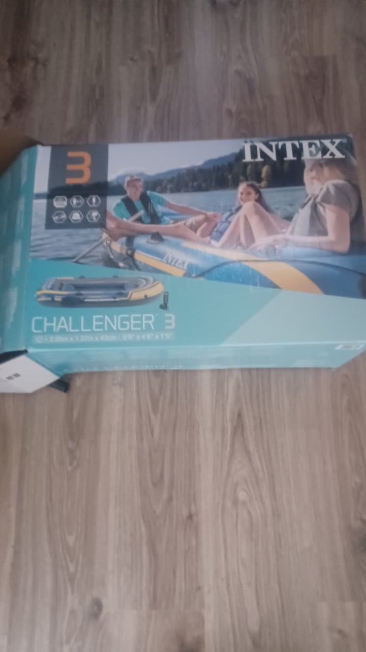 Bootje Intex challenger 3