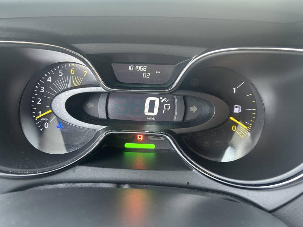 Renault Captur 1.2 tce helly hansen automaat