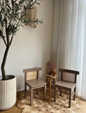 Set van 2 kindersstoeltjes – gerestyled