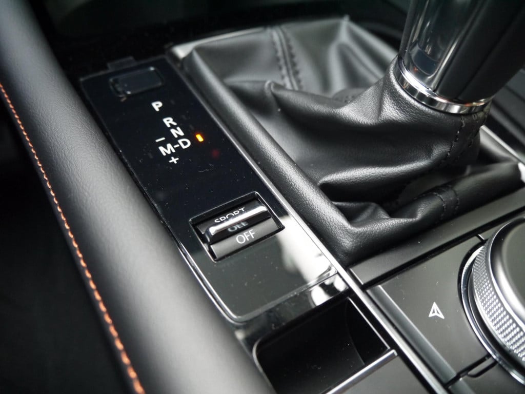 Mazda 3 2.0 e-skyactiv-x m hybrid 186 nagisa