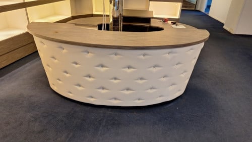 Luxe toonbank in wit skyleer met Swarovski kristallen – 2 delen