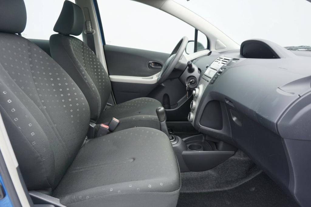 Toyota Yaris 1.3 vvti sol airco / elektr. ramen / nap