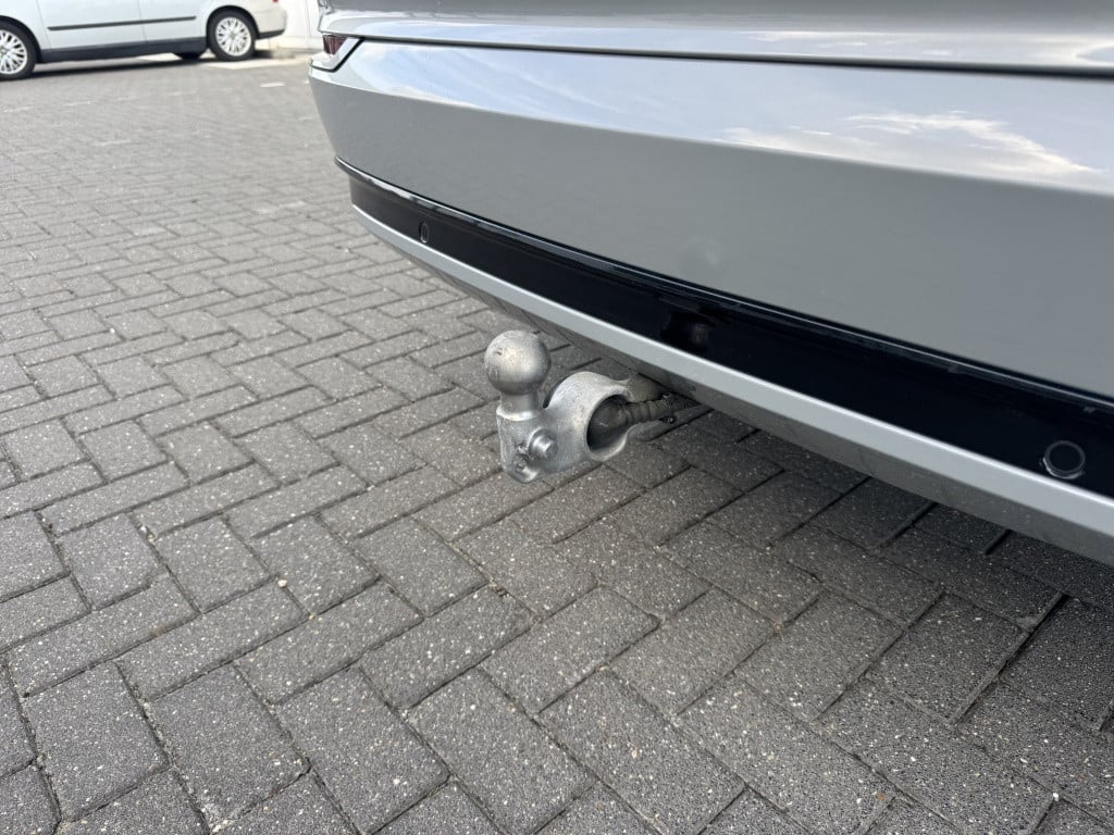 Volvo XC90 t8 455pk recharge ultra dark| full options!! b&w | luchtvering