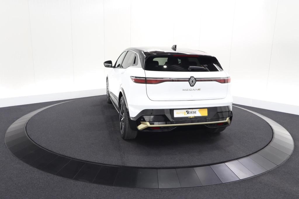Renault Megane E-tech ev60 optimum charge iconic | 360 camera | harman kard