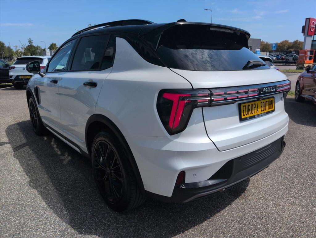 Lynk & Co 01 1.5 276pk phev more | pano | carplay | leer