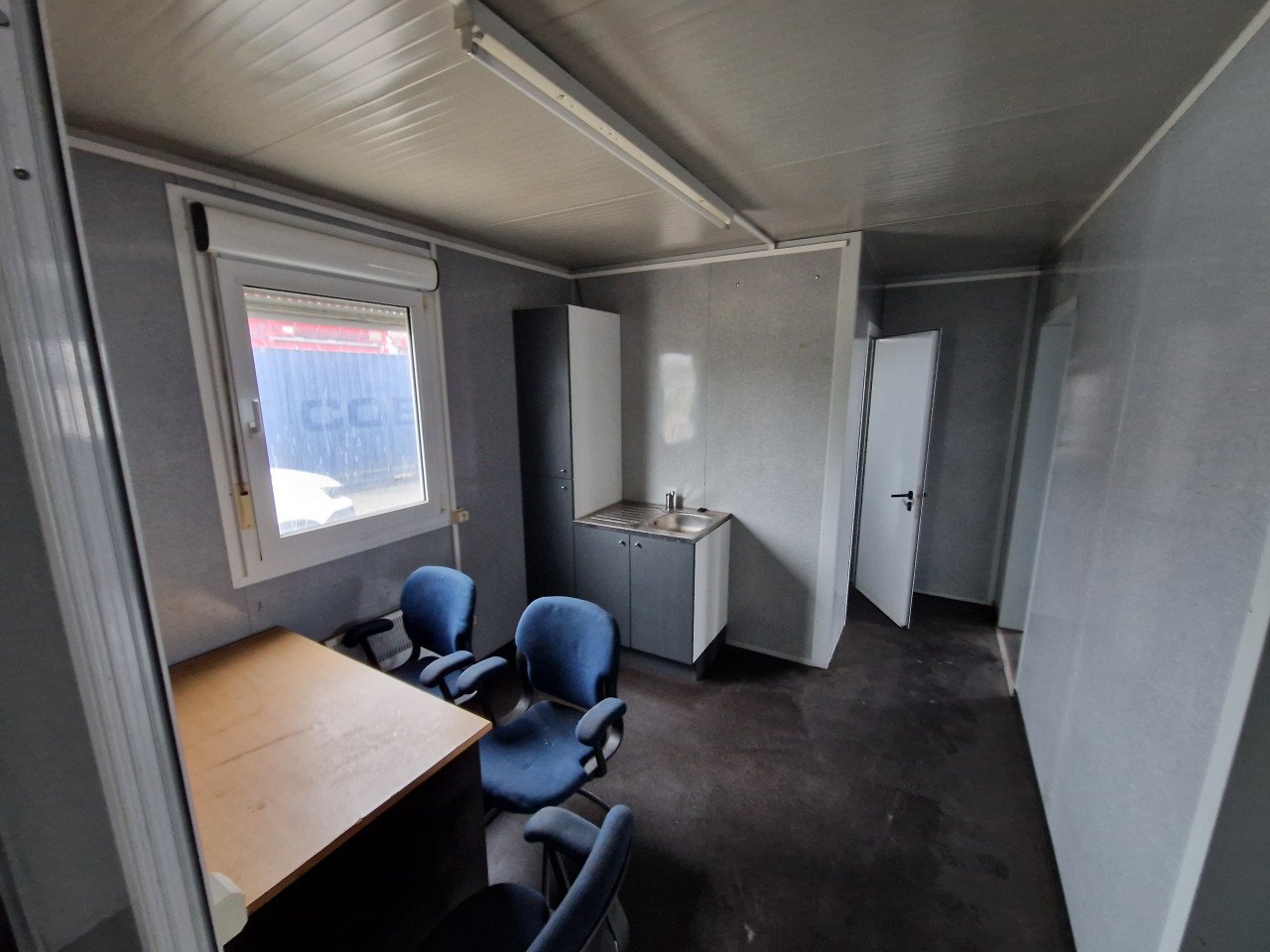 Woonunit / tijdelijke woning / kantoorunit 12x9m 108m2