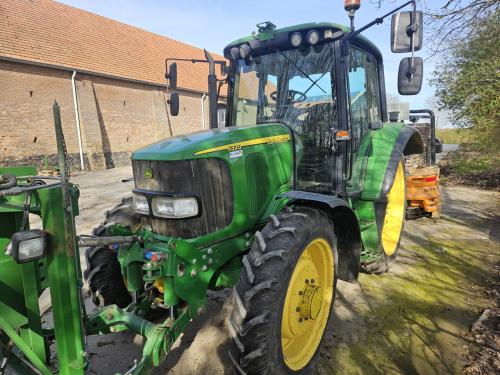 John deere 6320