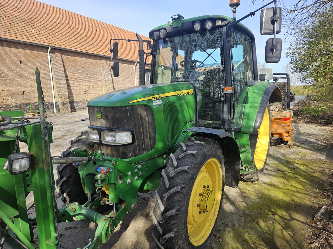John deere 6320