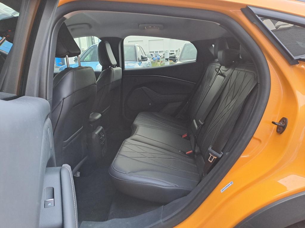 Ford Mustang Mach-e extended rwd 98 kwh | apple carplay & android auto | 36