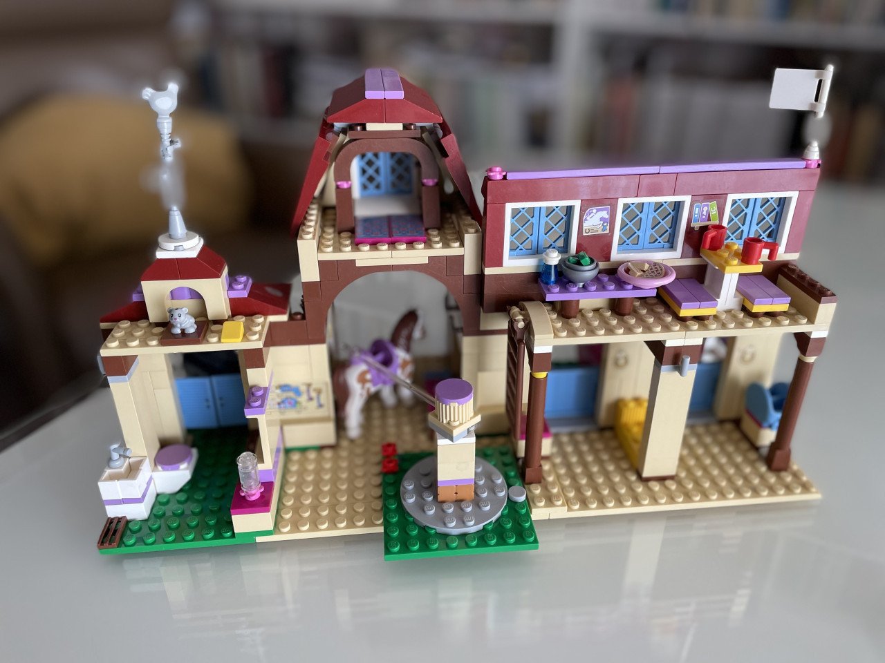 Lego Friends: Heartlake paardrijclub 41126