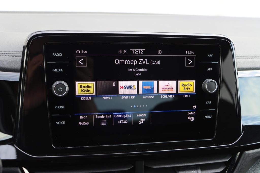 Volkswagen T-roc 1.5 tsi r-line 150pk dsg7