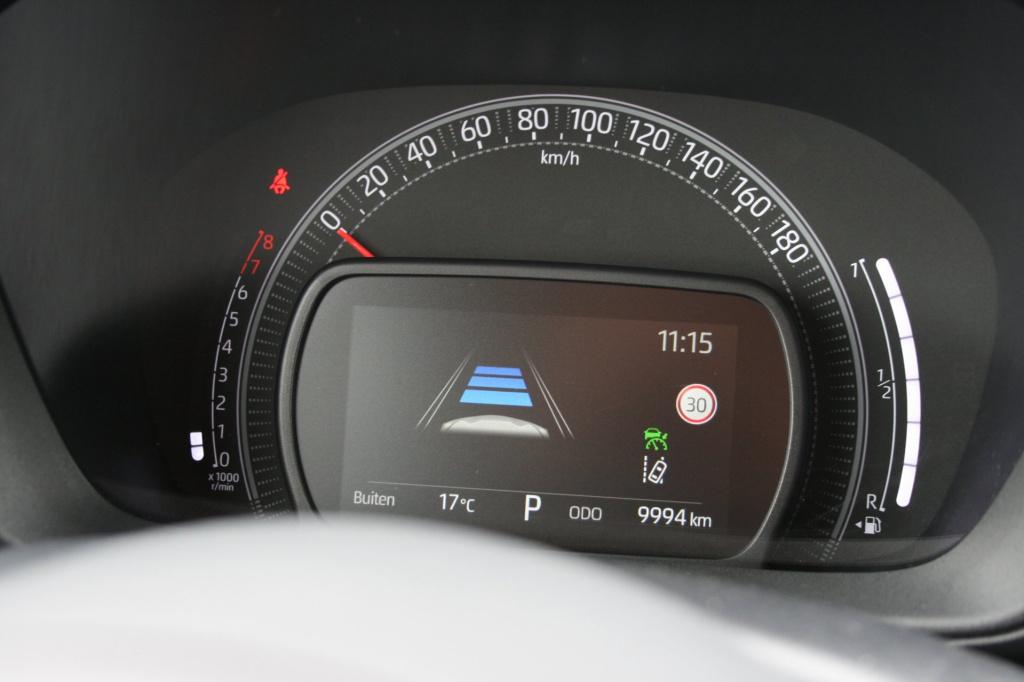 Toyota Aygo x 1.0 vvt-i s-cvt envy