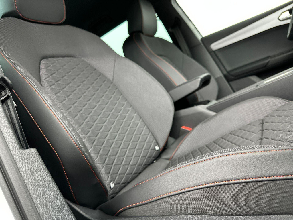 Seat Leon sportstourer fr phev first edition 1.5 tsi ehybrid 150kw / 204p
