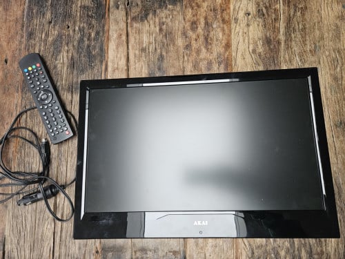 Akai 19 inch 12V tv camper/caravan