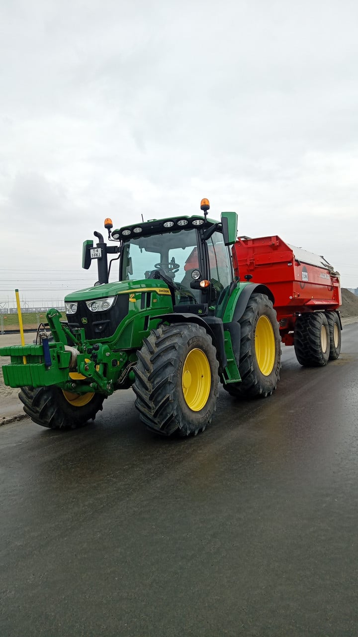 Mini/midigraver 6 ton met machinist te huur