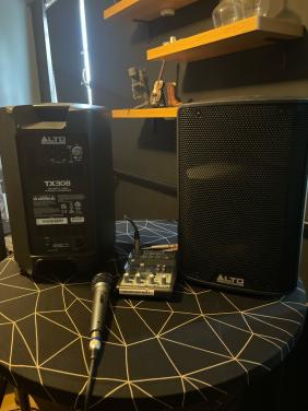 Complete PA - Zangset: Alto Pro 700W + Mixer (Plug & Play!)