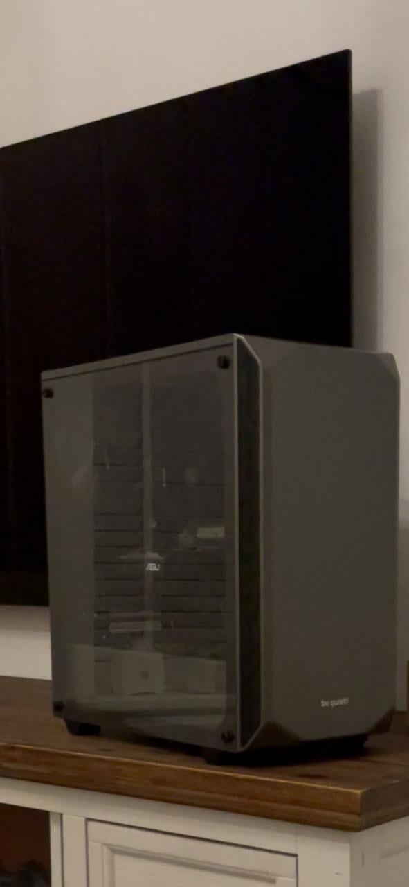 Gaming PC - Ryzen 5 2600, RX 580 8GB, 16GB RAM, 512 SSD