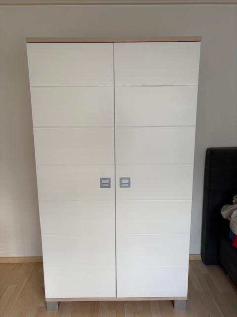Commode en kledingkast
