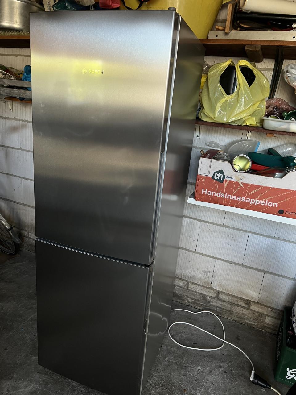 Bosch RVS koel vries combinatie LowFrost 176x60 cm. Energieklasse A++