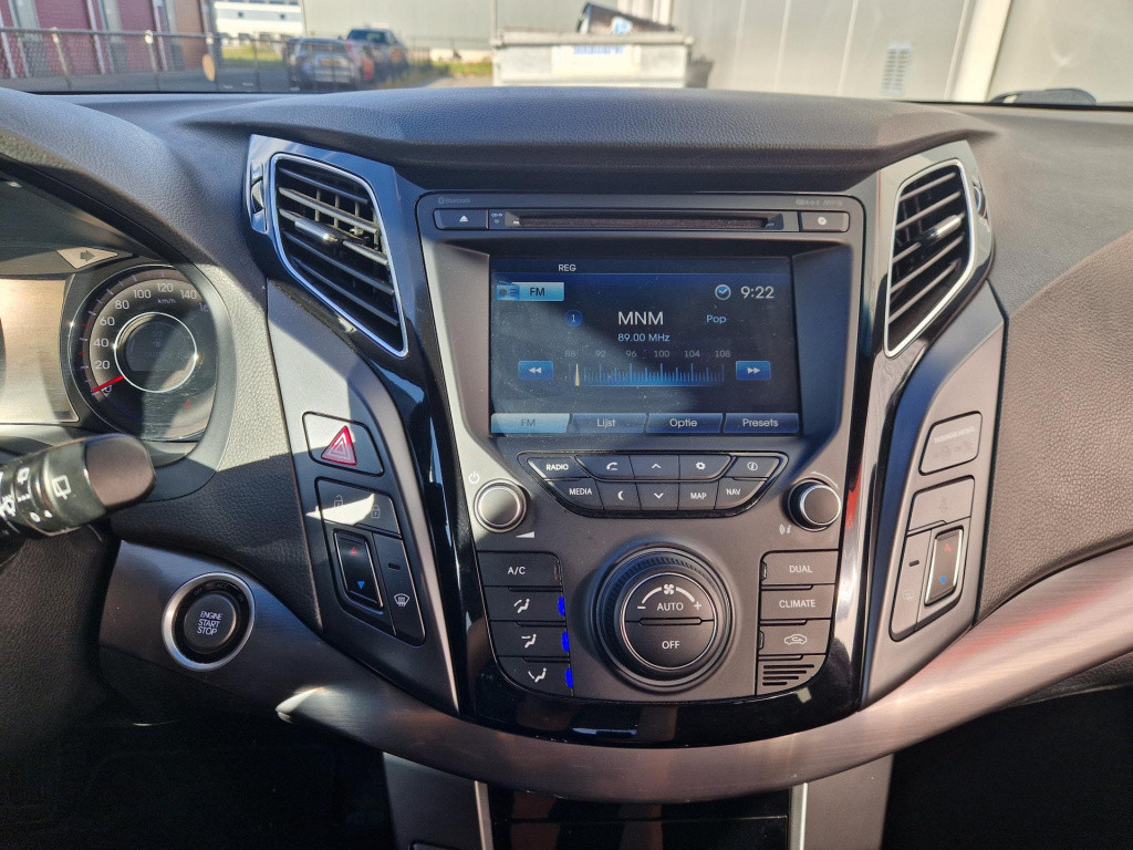 Hyundai I40 wagon 1.6 gdi blue business edition