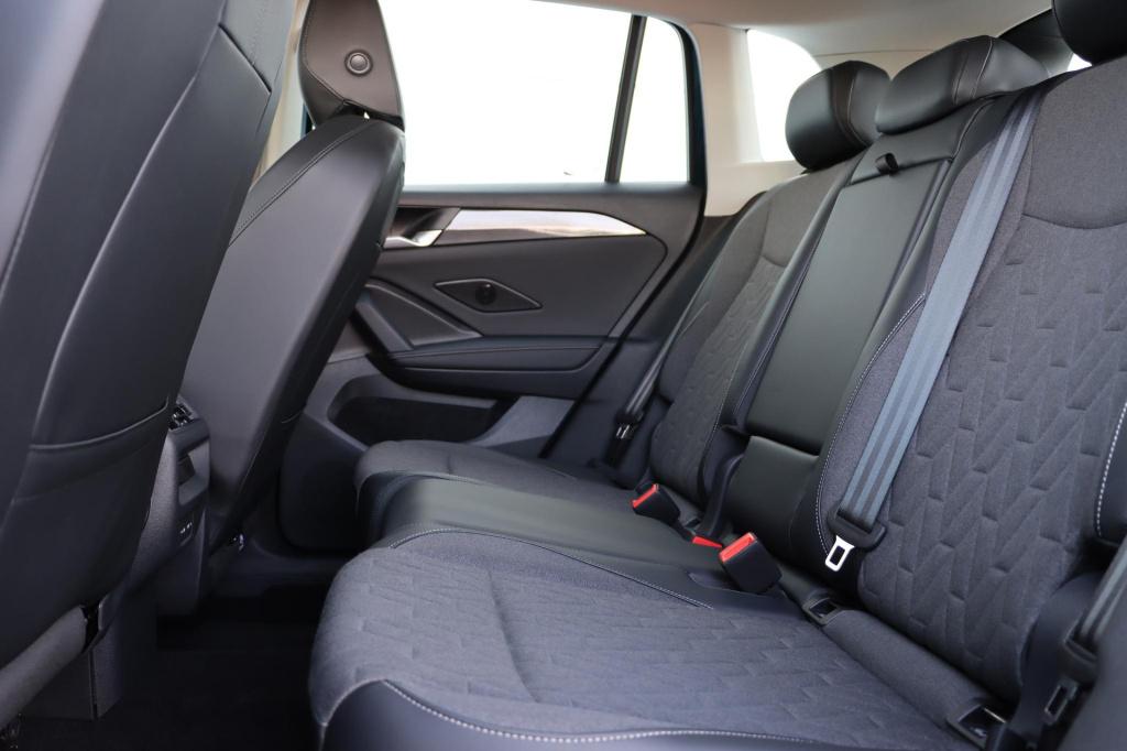 Volkswagen Tiguan 1.5 ehybrid life 204pk dsg6 | soh 98,6% |