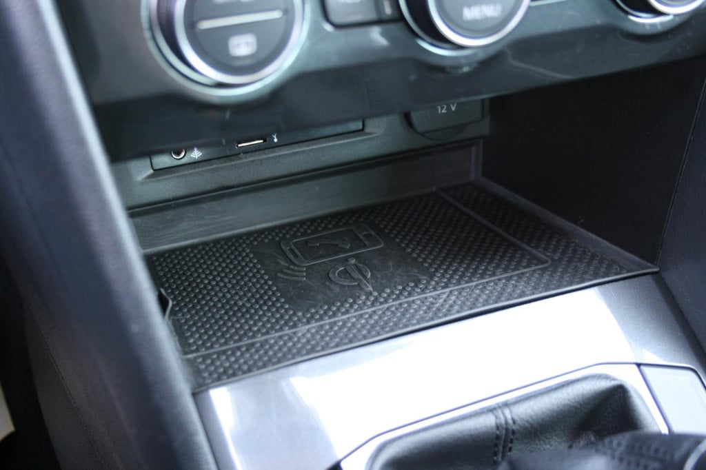 Volkswagen Tiguan 1.4 tsi r-line / connected series