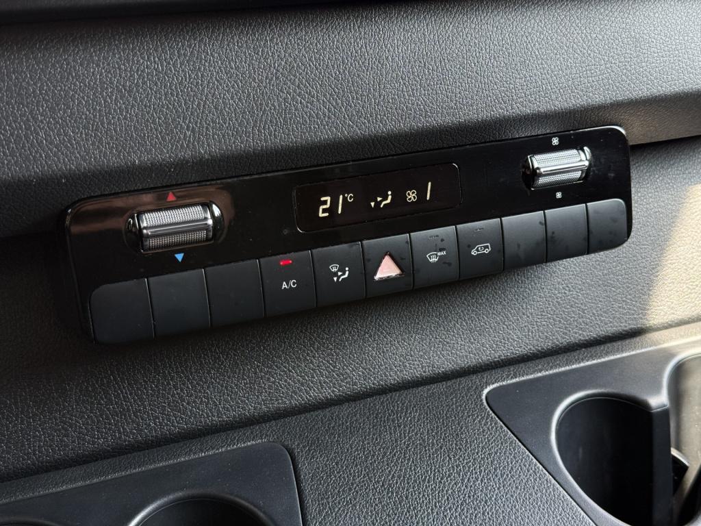 Mercedes-Benz Sprinter 315 1.9 cdi bakwagen met laadklep | zijdeur | navi |